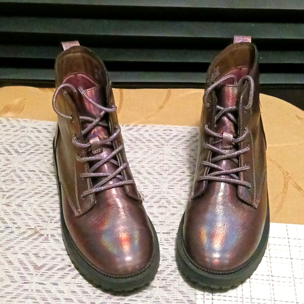 Old Navy Kids' Faux-Leather Lace-Up Combat Boots Rainbow Burst